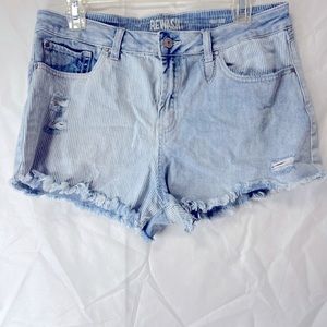 Women’s jeans short